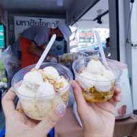 ไอติมไข่แข็งมหาชัยริมสระเมืองทอง