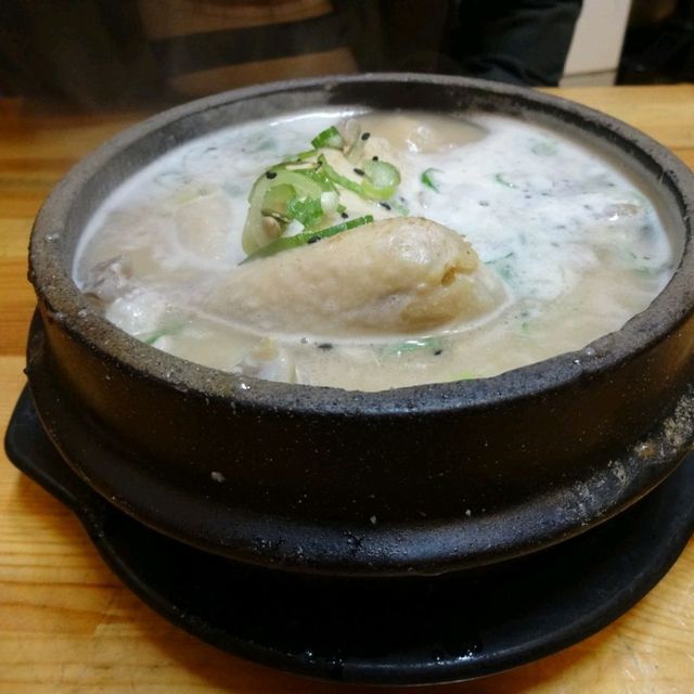 Tosokchon Samgyetang, Seoul
