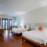 Le Menara Khaolak พักชิลริมทะเล เขาหลัก