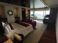 Honeymoon Ocean Front Suite - Samabe Bali