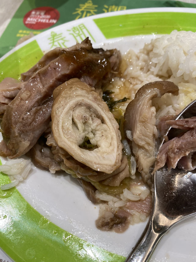 Thai Dishes with good service haa