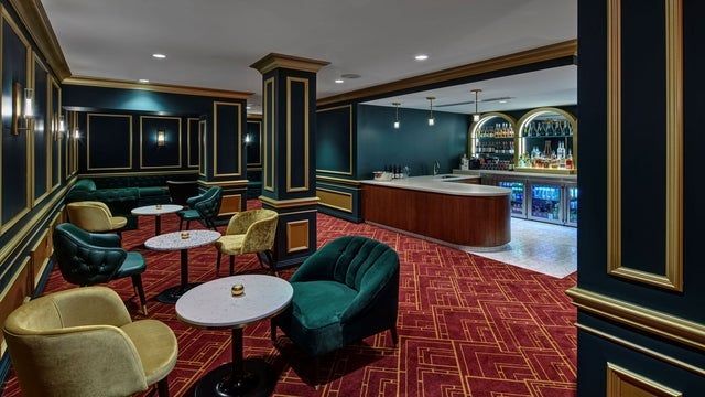 Ambassador Lounge - Chelsea Handler 2023 (Detroit) | Fisher Theatre