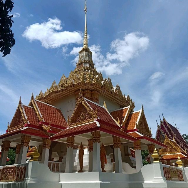 ไปหัวหินต้องแวะ "วัดห้วยมงคล"