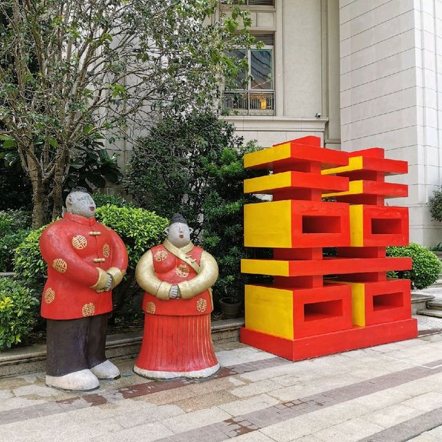 大紅燈籠高高掛---灣仔利東街（又名囍帖街）慶中秋打卡好去處