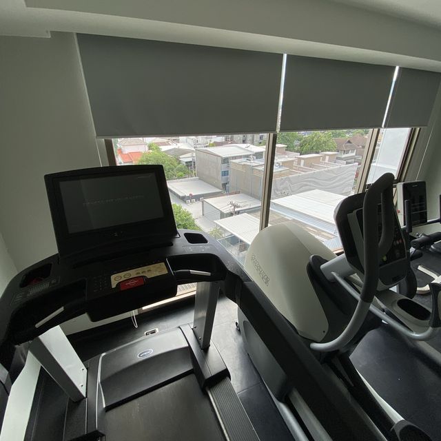 Stay with Nimman Rooftop pool and gym