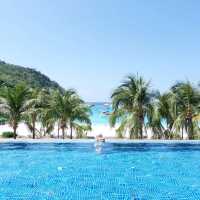 🏝푸켓 허니문 리조트 더라차-수영장