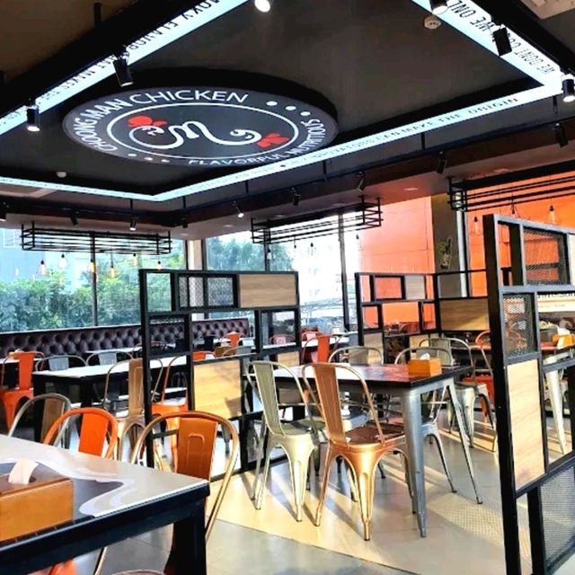อิ่ม อร่อย ที่ Choongman Chicken 🍗🍔🥗🌮