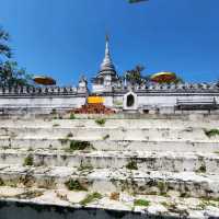 เที่ยววัดพระธาตุเขาน้อยจังหวัดน่าน