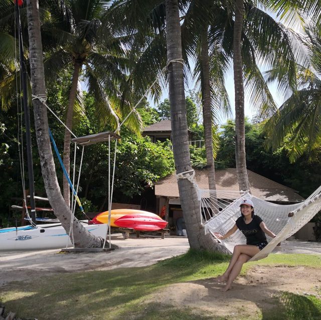 นอนฟังเสียงคลื่น สงบ ชิลๆ ต้องที่เกาะนาคา