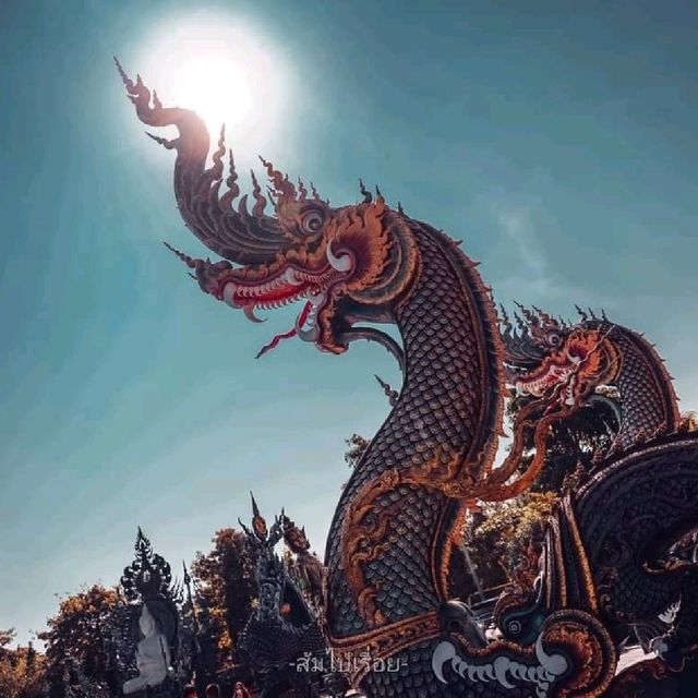 วัดร่องเสือเต้น เชียงราย วัดสีน้ำเงิน