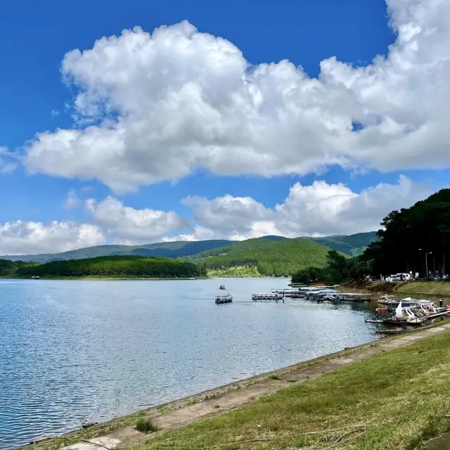 Tuyen Lam Lake - Dalat, Vietnam