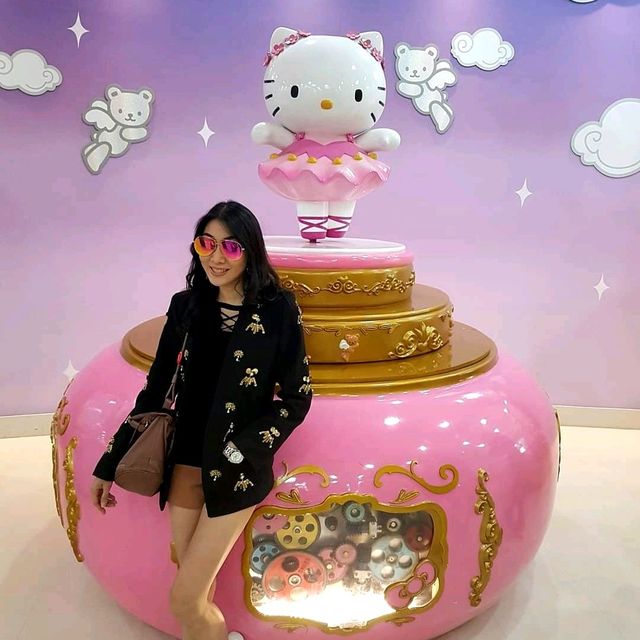 ดินแดนสวรรค์ของคนรักน้องแมว Hello Kitty 💗