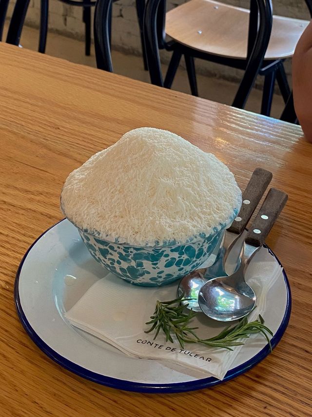 압구정 브런치 하면 이 곳!? 연예인들도 왔다가는 압구정 맛집 '꽁티드툴레아'