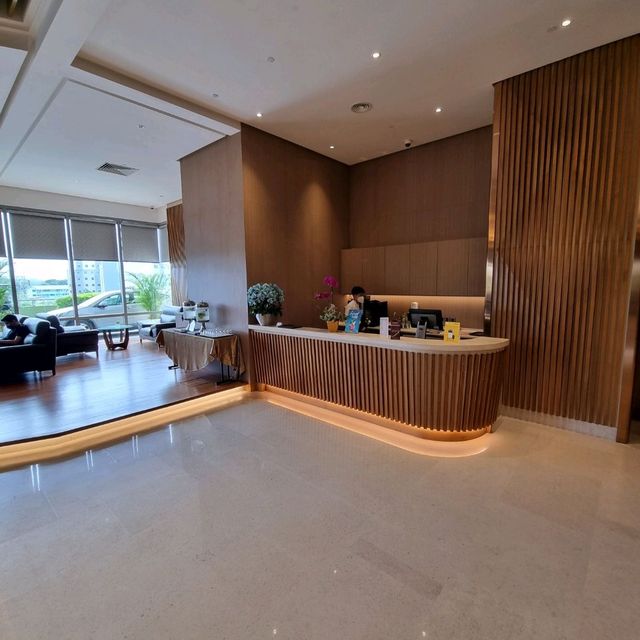 St Giles SouthKey Lobby & Check in area