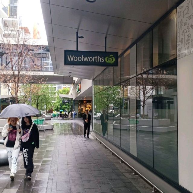 woolworth supermarketคนAussie