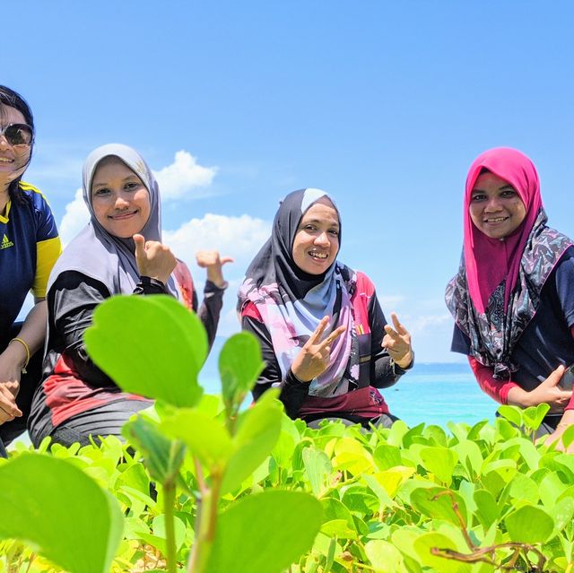 Clear water. Lot of fish.. Recomended!