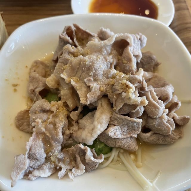 ホテル日航アリビラ『HanaHana』でランチ
