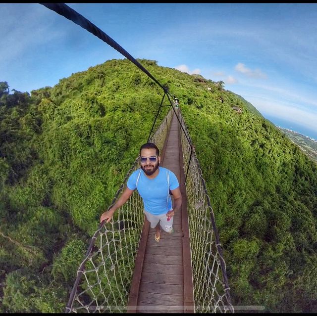 Rope Bridge at Yalongbay 🤩