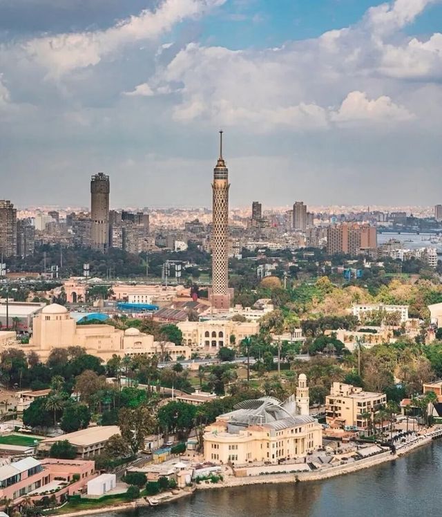 Cairo is the largest city in Egypt, the Arab world, and Africa.