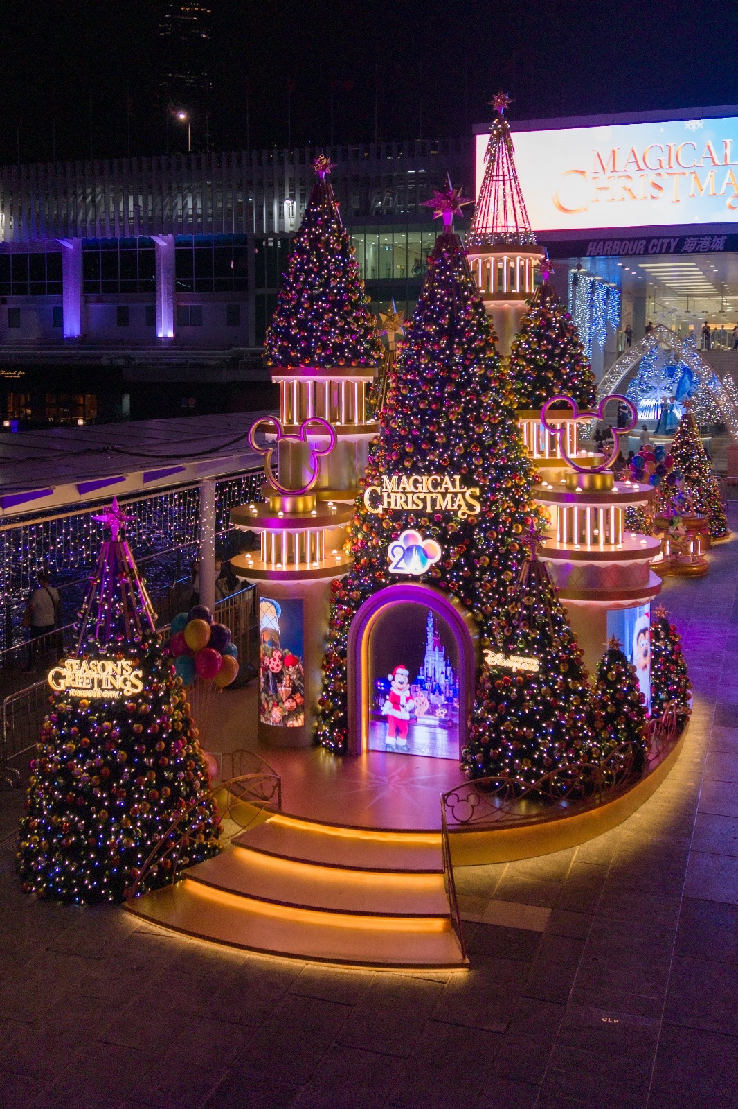 海港城 x 香港迪士尼樂園「Magical Christmas」 | 聖誕好去處2025 | 海運大廈露天廣場、海運大廈展覽大堂、海運大廈地下中庭