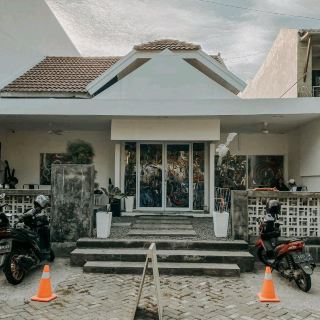 sekaruang cafe