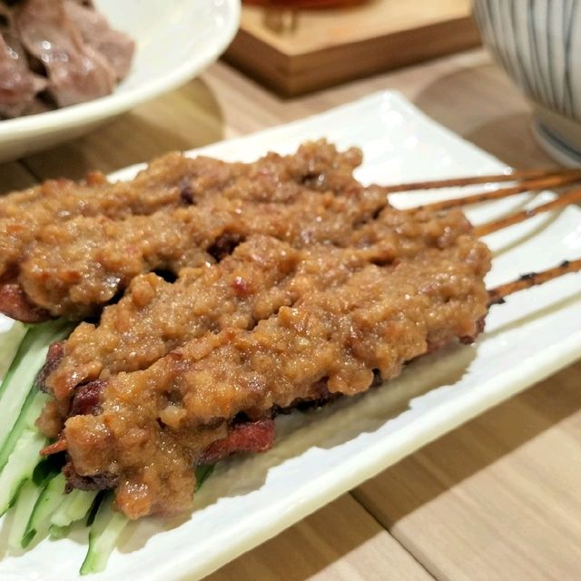 俏皮可愛的馬來西亞餐廳，板橋寵物親子友善餐廳