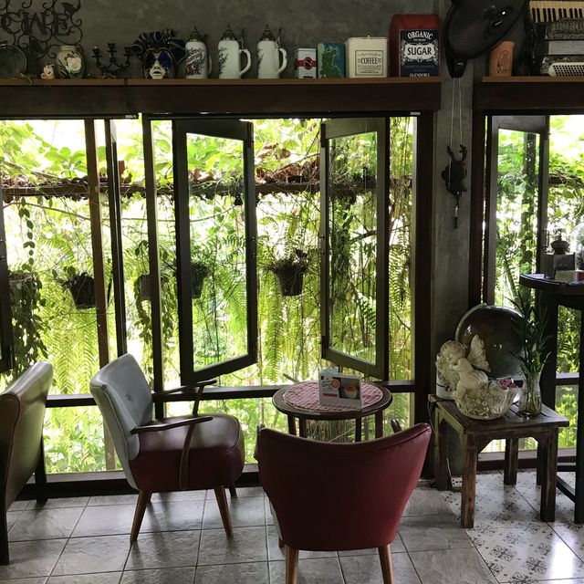 The Hideaway Cafe & Sakhu Phuket