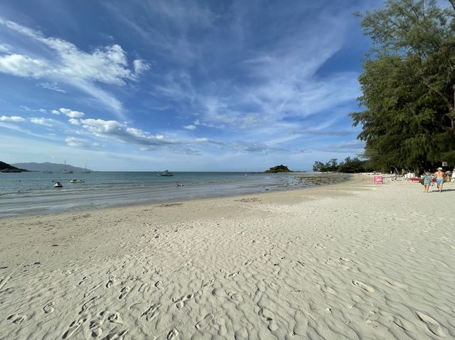 มองหาทะเลที่สงบบนเกาะสมุยที่ Meliá Koh Samui