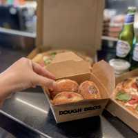 𓇨𓂂 𓂂 超高質手工酸種Pizza - Dough Bros
