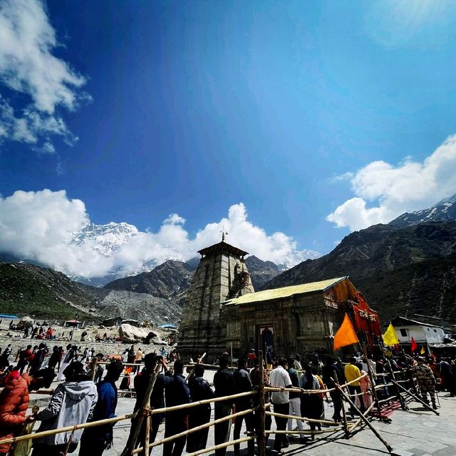 A Snowy Town In Kedarnath