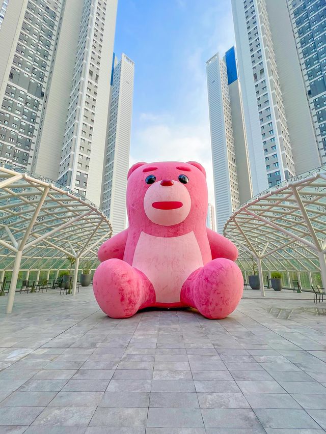 현시각 동탄에서 가장 핫한 대형벨리곰 포토존🐻💕