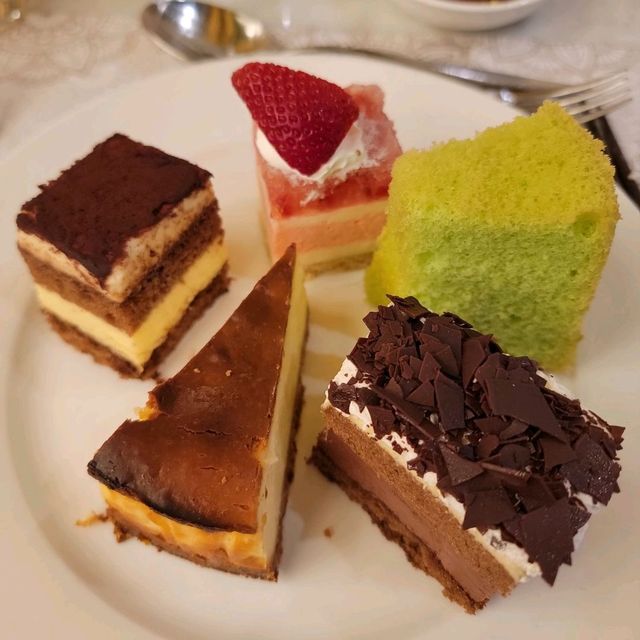 比想像中🤔好👍的早午自助餐😋😋😋