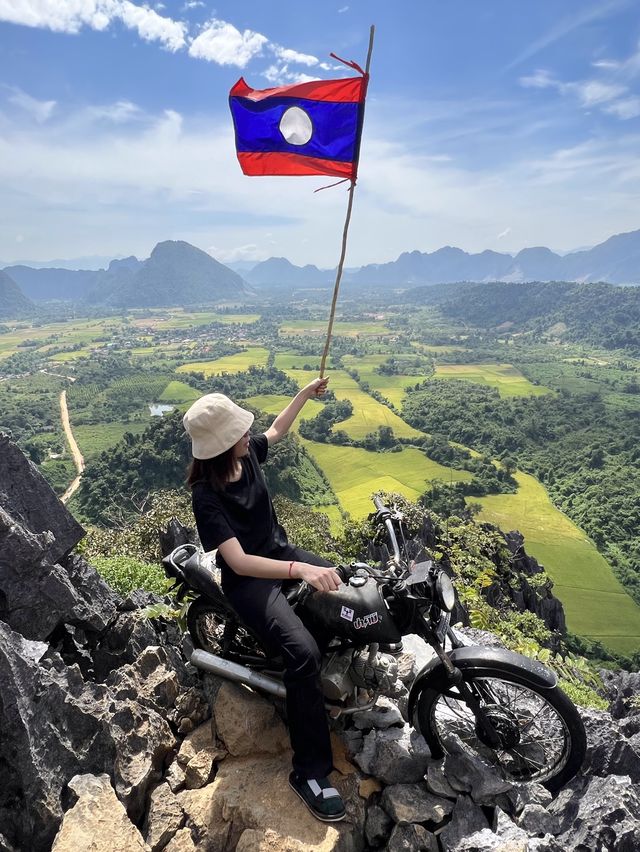 ผาหนามไซ ผาวัดใจแห่งวังเวียง ประเทศลาว⛰🇱🇦