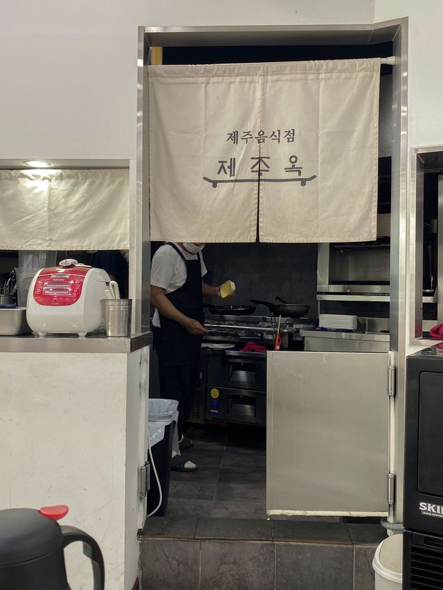 아침에 가기 좋은 제주맛집, 제주옥