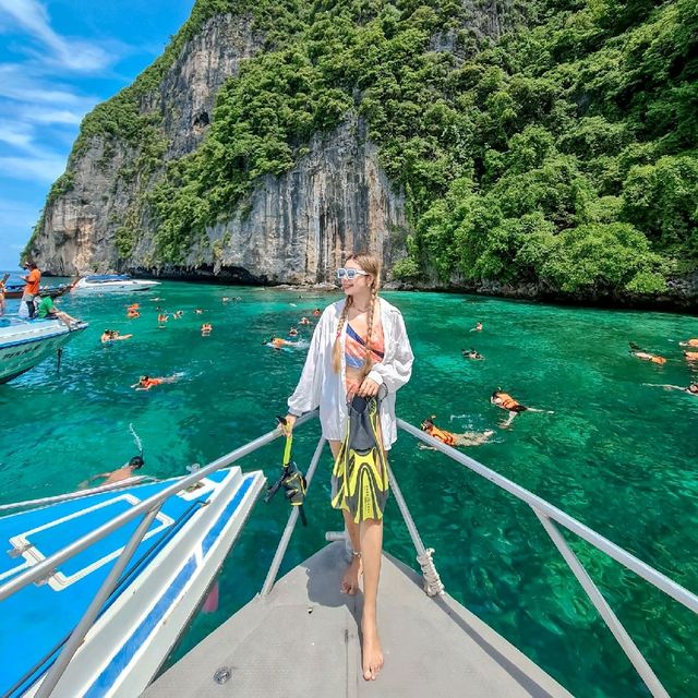 ห้องพักริมหาดป่าตองพร้อมทริปเกาะพีพี ~ อ่าวมาหยา