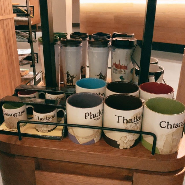 치앙마이스러운 스타벅스 카페