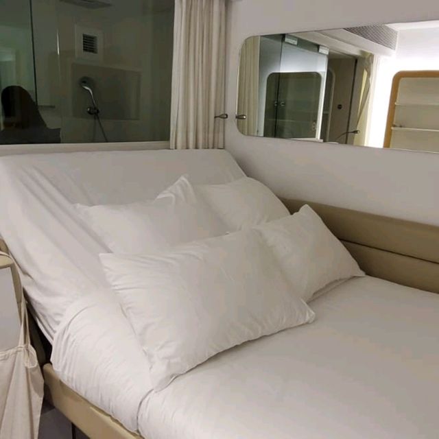 YOTELAIR Singapore Changi