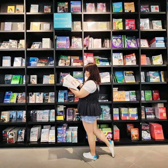 special bookstore 