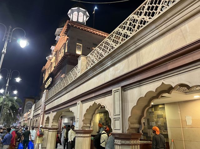 Gurudwara Sis Ganj - New Delhi