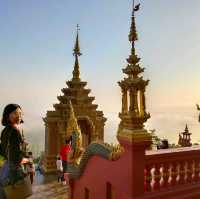 วัดพระธาตุดอยพระฌาน วัดสวยบนเขา