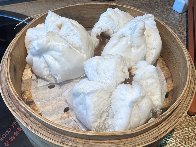 食在觀塘 | 淥鼎記 | 打卡必吃奶皇流沙包必喝熊仔奶茶
