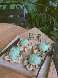 Rawr cafe