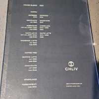 九份老街內 世界咖啡拉花冠軍開的店 CHLIV