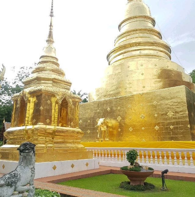 ชมหอธรรมศิลปะล้านนา วัดพระสิงห์วรมหาวิหาร