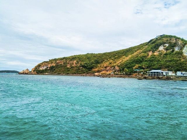 เกาะแสมสาร สัตหีบ One Day Trip