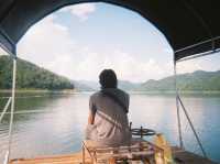 Sweet home floating house 
