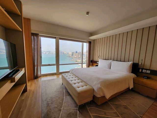 Staycation入住萬麗海景酒店套房 走進最美行政酒廊沉醉維港醉人美景