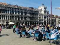 PIAZZA THAT CHARMS 🇮🇹✈️