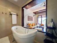 Anantara Suite at Angkor Wat Resort is so beautiful! Let's also visit the Queen's Palace in the afternoon.