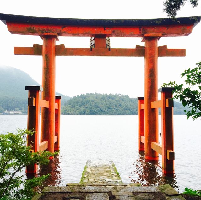【日本 箱根】必去景點！水上平和鳥居